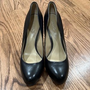 Aldo Genuine Leather Black Heels.  Size 40